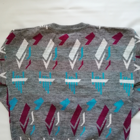 Fine Line Vintage Grey Sweater Medium - Picture 6 of 7